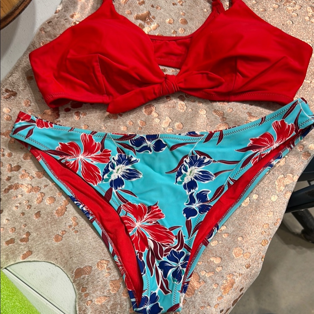 Cupshe Red Bikini Top with Turquoise Floral Bottom